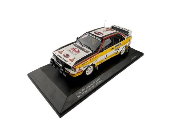 Audi TT Roadster, brillantschwarz, 1:43