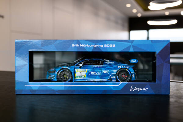 Audi R8 LMS GT3 #1 - Scherer Sport PHX- 24h Nürburgring 2025 1:18